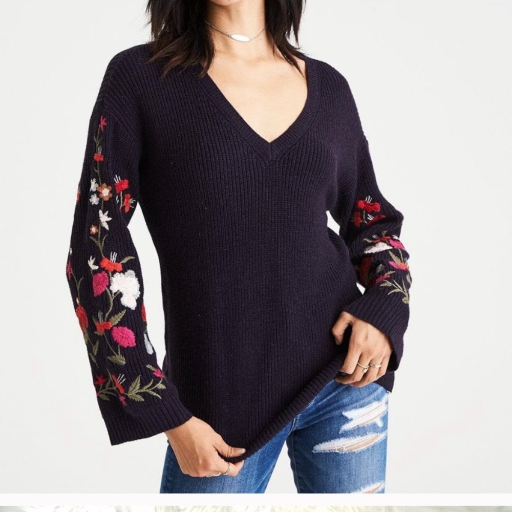 American eagle floral purple sweater